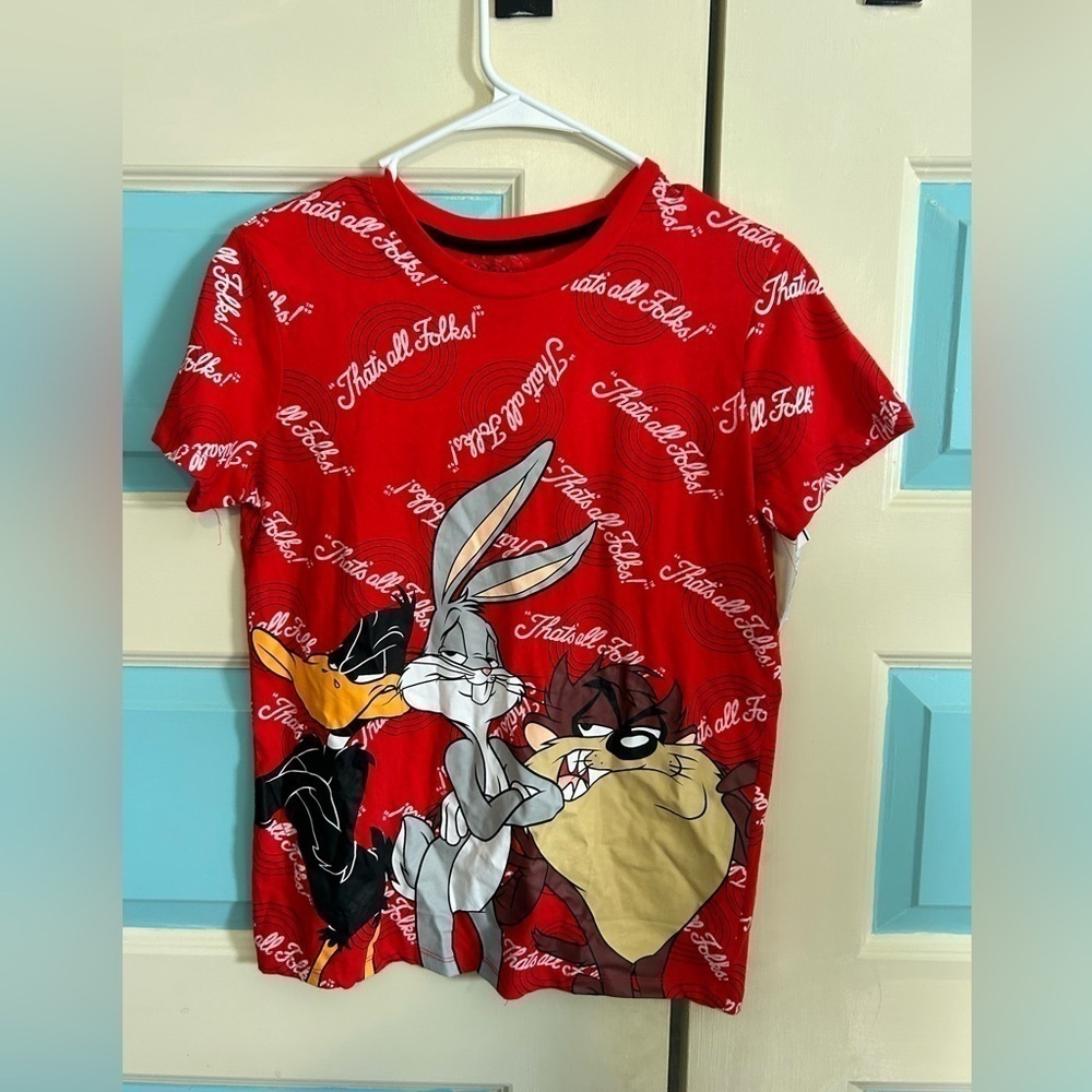 Looney tunes t shirt